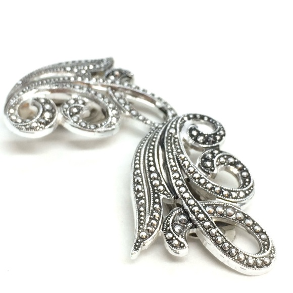 VINTAGE WEST GERMANY CLIP ON EARRINGS FAUX MARCASITE SILVER TONE LEAVES PLANT - Picture 11 of 17